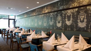 Restaurant 'De Veluwe' heißt Sie willkommen.