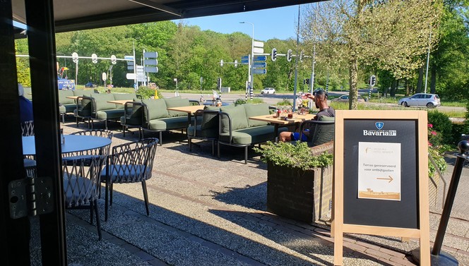 Nieuw terras Van der Valk Arnhem